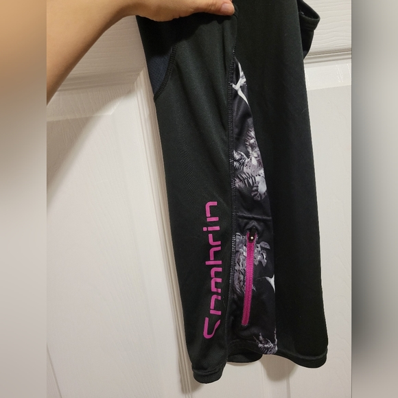 Sombrio athletic Tank Top, size medium - Picture 4 of 7